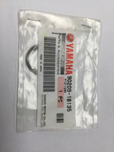 90209-18135 NOS Yamaha Transmission Washer DT125 DT175 IT175 IT200 MX175 Y918t