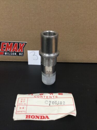 Honda Dream C71 C72 CS72 C76 C77 C78 CA72 CA77 CA78 Sleeve Rear Axle (C706432)