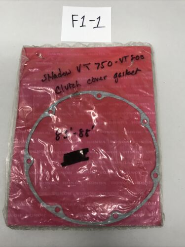 NOS OEM Honda Clutch Cover Gasket 1983-88 VT800 VT700 11372-ME9-000 “NOS” (f1-1)