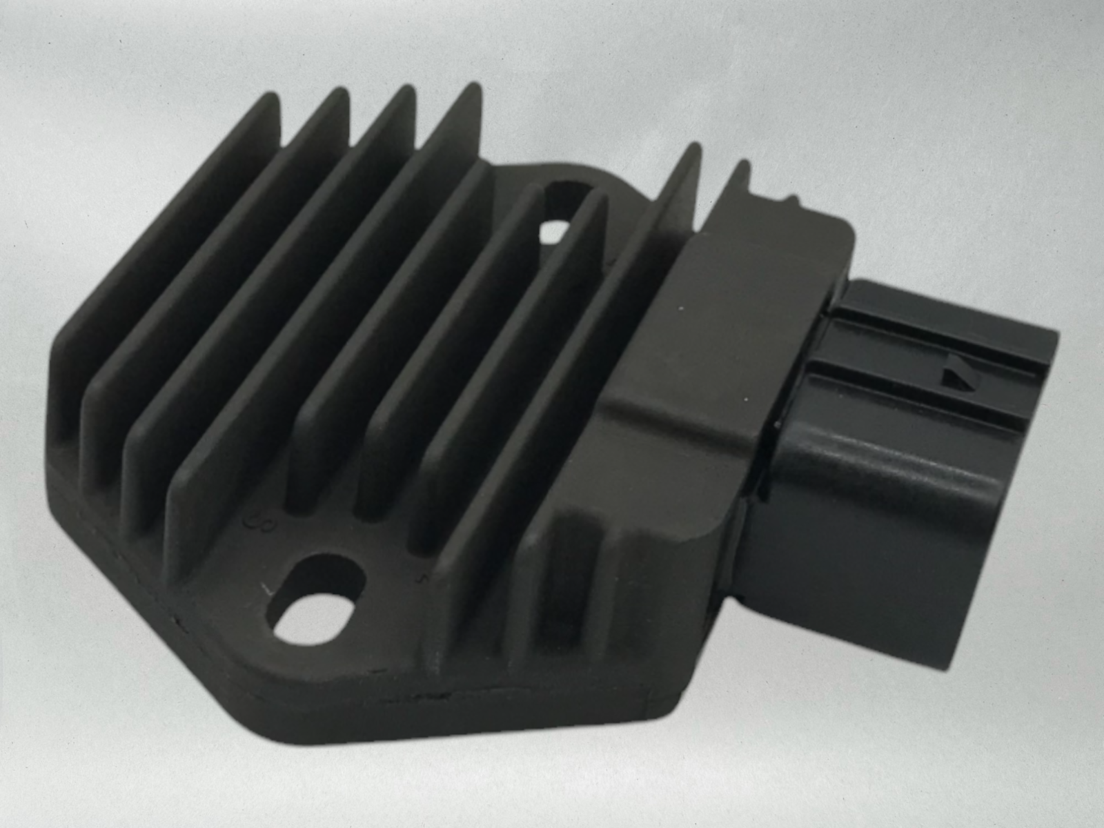 Honda Voltage Regulator Rectifier TRX350 400 450 Foreman Rancher 31600-HN5-671