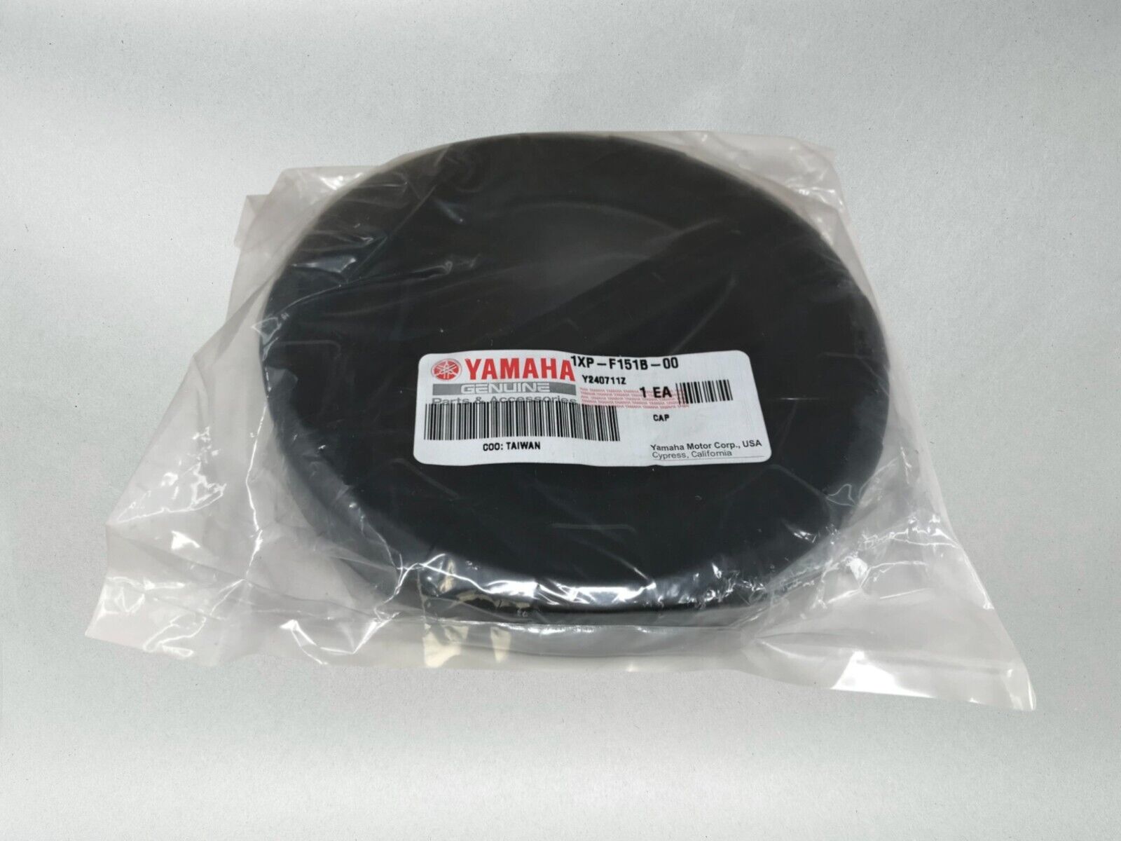 Yamaha Genuine OEM Storage Box Cap 2016-18 YXZ1000 YXZ1000R 1XP-F151B-00-00