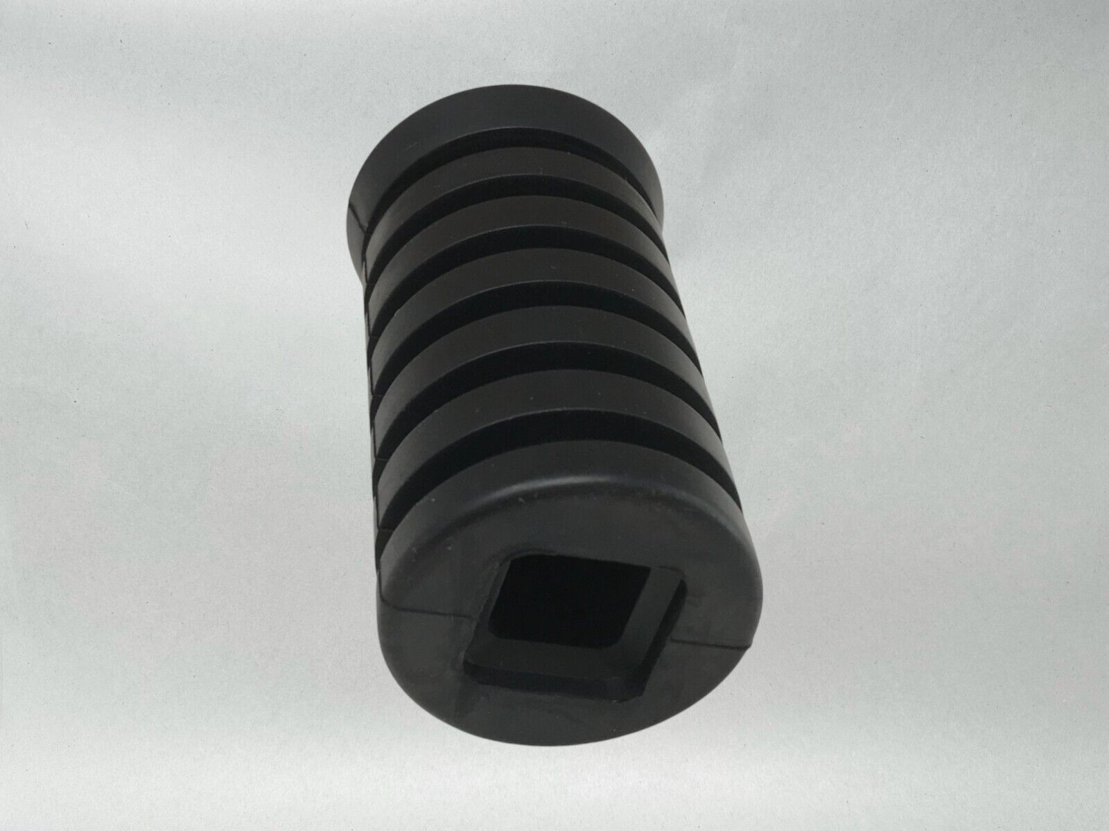 Honda OEM 2 Foot Peg Step Rubbers SL100 Z50 SL125 ST90 SL70 50661-331-770