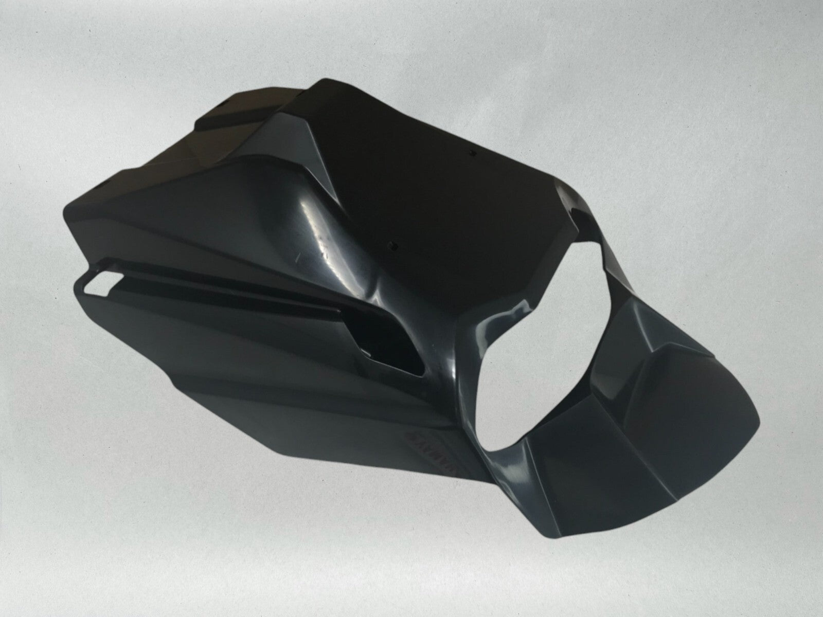 Yamaha Genuine OEM TAILLIGHT COVER BRAKE TAIL LIGHT GUARD BLACK 18P-84716-00-00