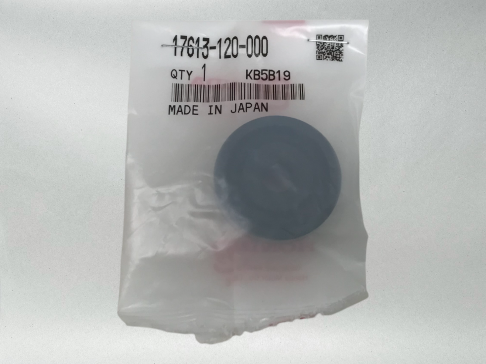 Honda Genuine OEM Authentic RUBBER, FUEL TANK 17613-120-000