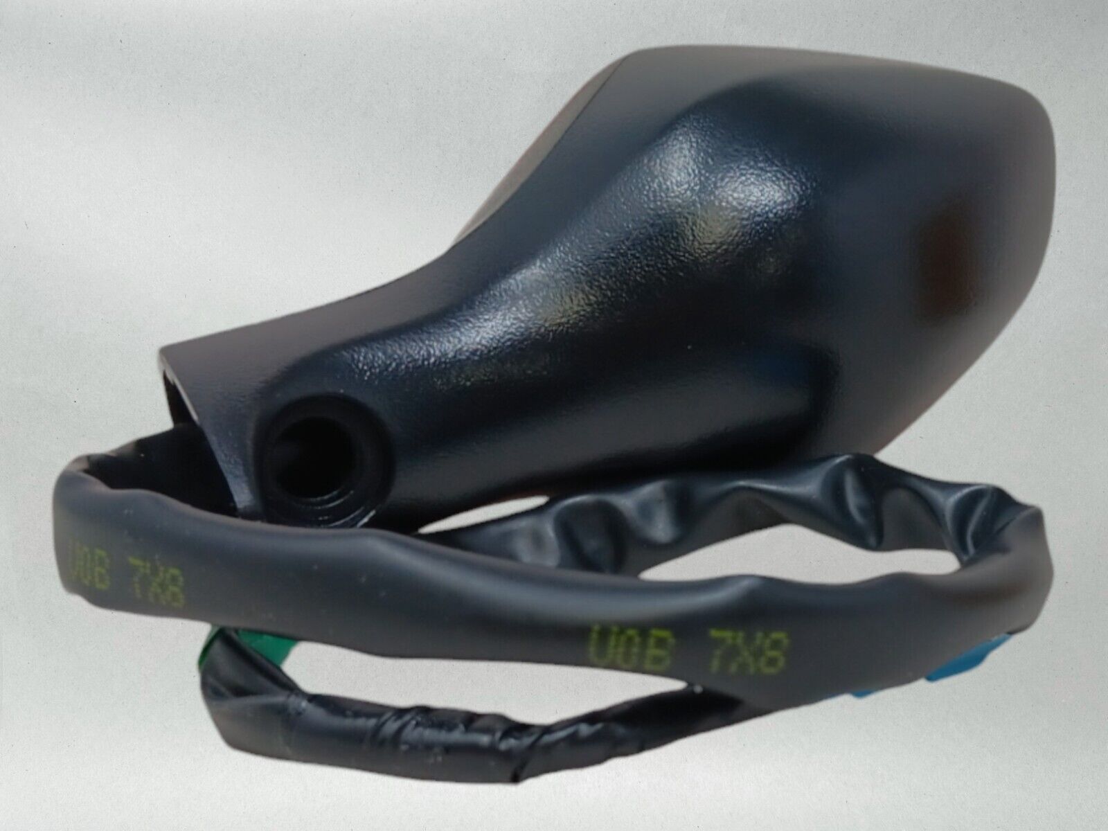 Honda OEM Authentic Right Front Turn Signal Blinker Indicator 33400-MGZ-335