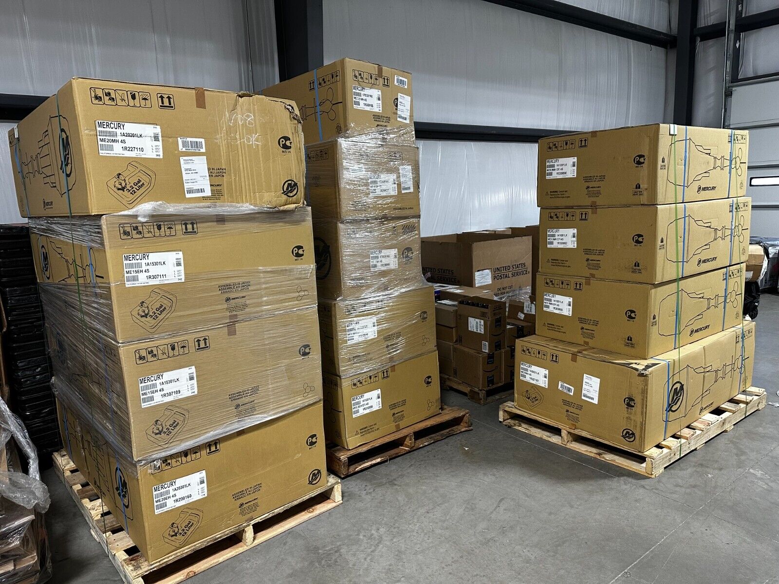 Mercury 20hp EFI Tiller FourStroke Outboard Motor, 15" Shaft Model ME 20 EH 4S