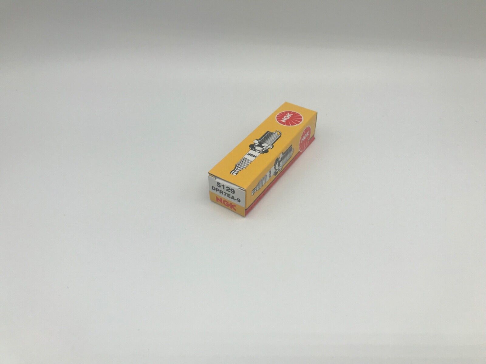 Genuine NGK Spark Plug DPR7EA-9 DPR7EA9 5129
