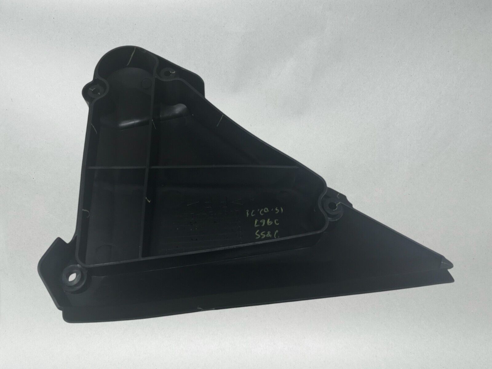 Yamaha Genuine OEM Authentic LH LEFT AIR FILTER BOX SIDE COVER 1C6-E4412-00-00