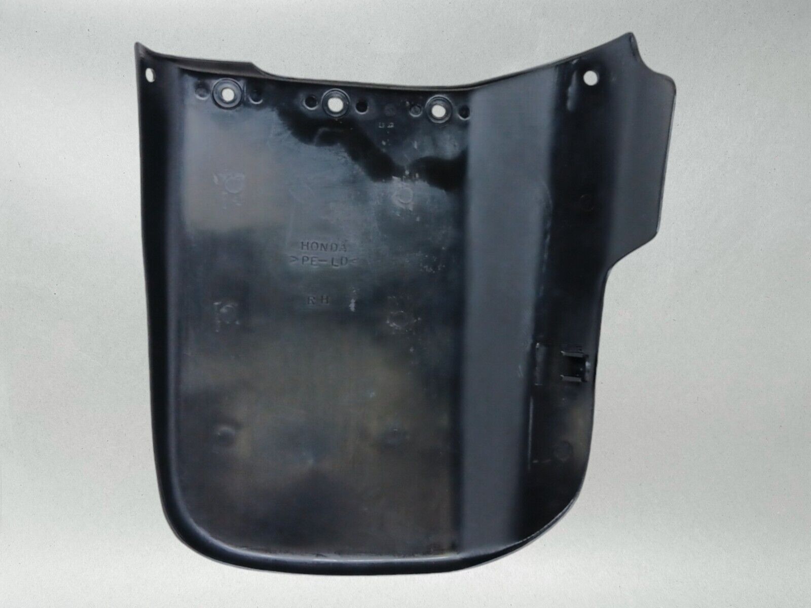 Honda Genuine OEM Authentic Front Right Splash Guard 61862-HM7-000ZB