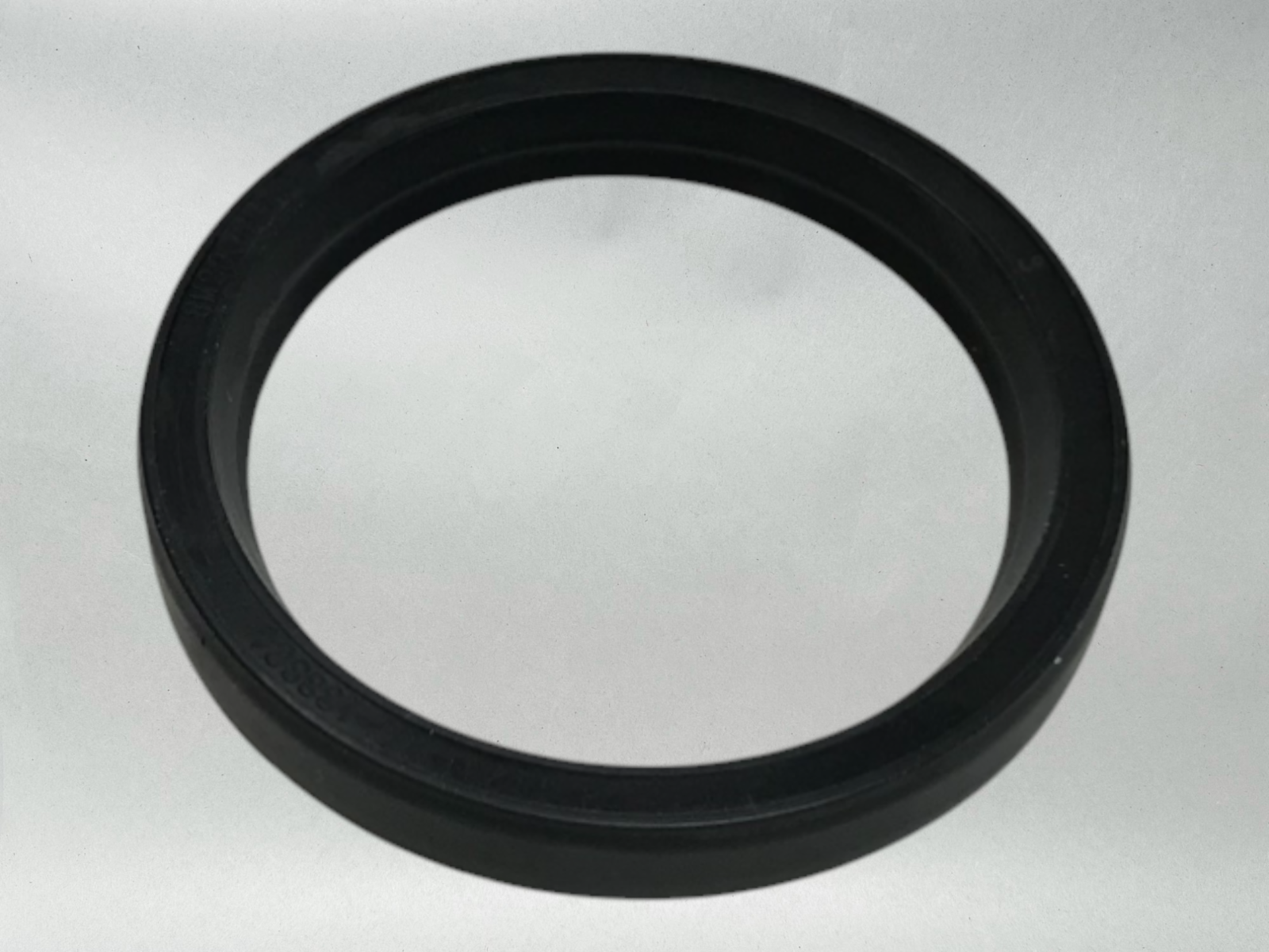 Mercury Genuine OEM MerCruiser Alpha Bravo Upper Steering Pin Seal 8M2005029