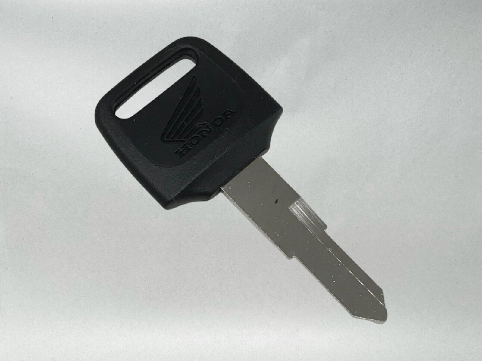 Honda CMX250 XR650L ST1100 CBR600 PC800 GL1500 KEY BLANK (TYPE 1) 35121-KW3-771