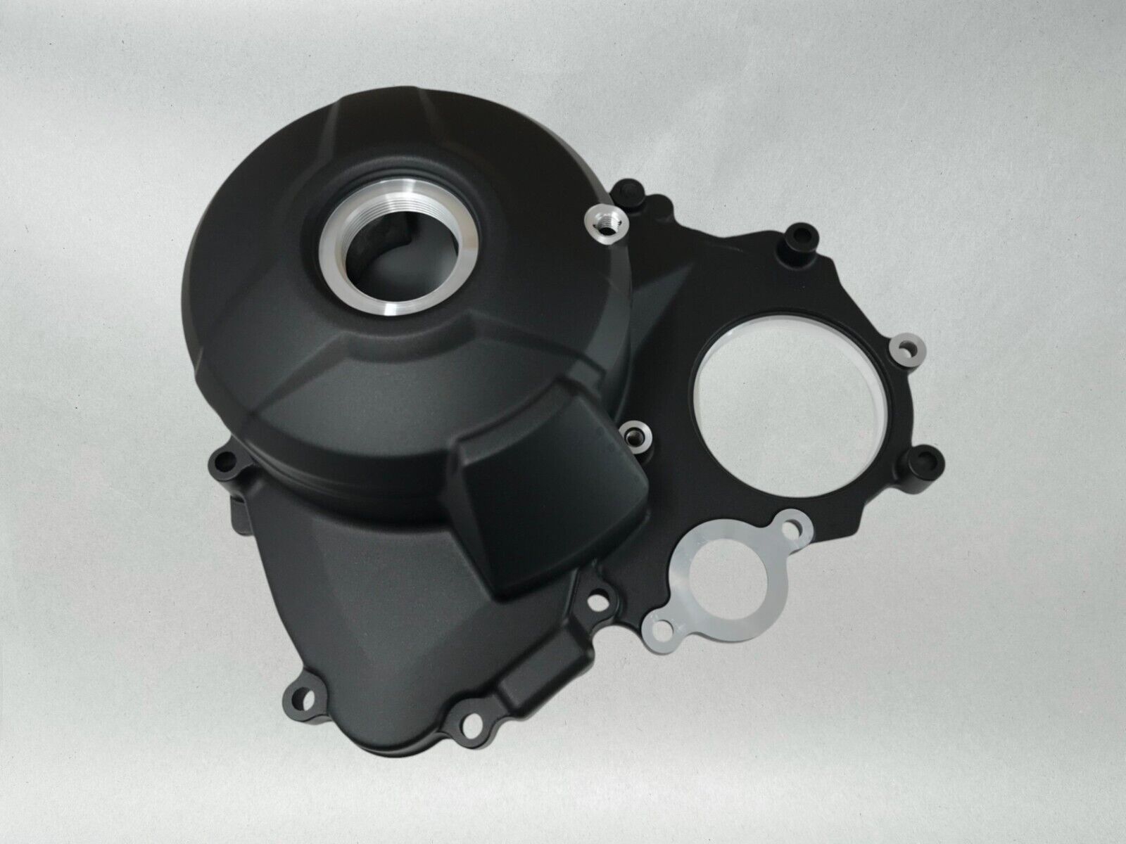 Yamaha FJ09 FZ09 MT09 MT-09 XSR900 LH STATOR COVER W/ GASKET 1RC-15411-01-00