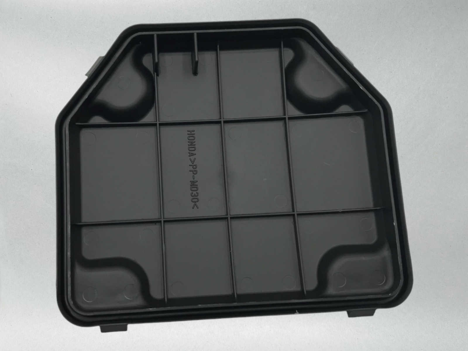 Honda OEM AIRBOX LID COVER TRX250 TRX250EX RECON SPORTRAX 250 17217-HM8-000