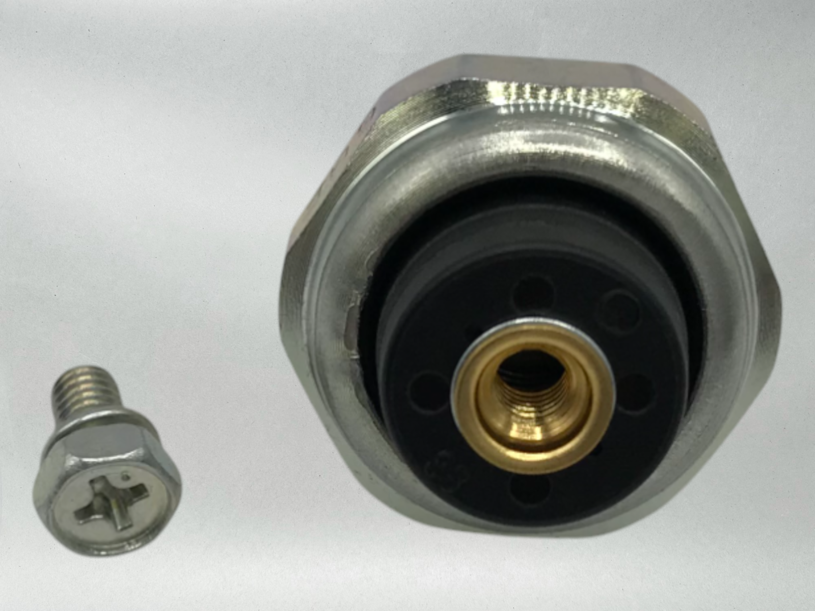 Suzuki Genuine OEM Oil Pressure Sending Switch Many 250-1800cc 37820-33D11