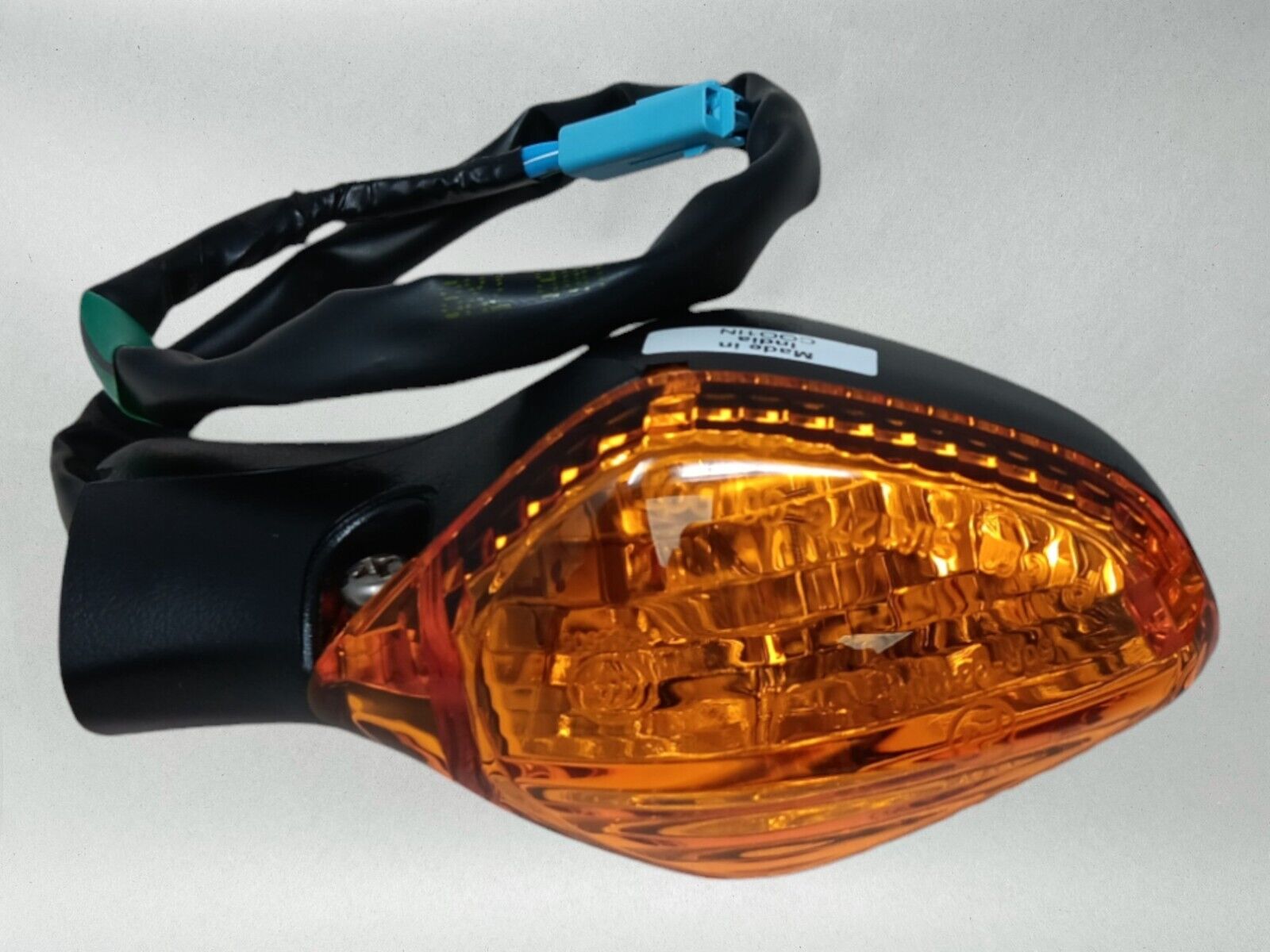 Honda OEM Authentic Right Front Turn Signal Blinker Indicator 33400-MGZ-335