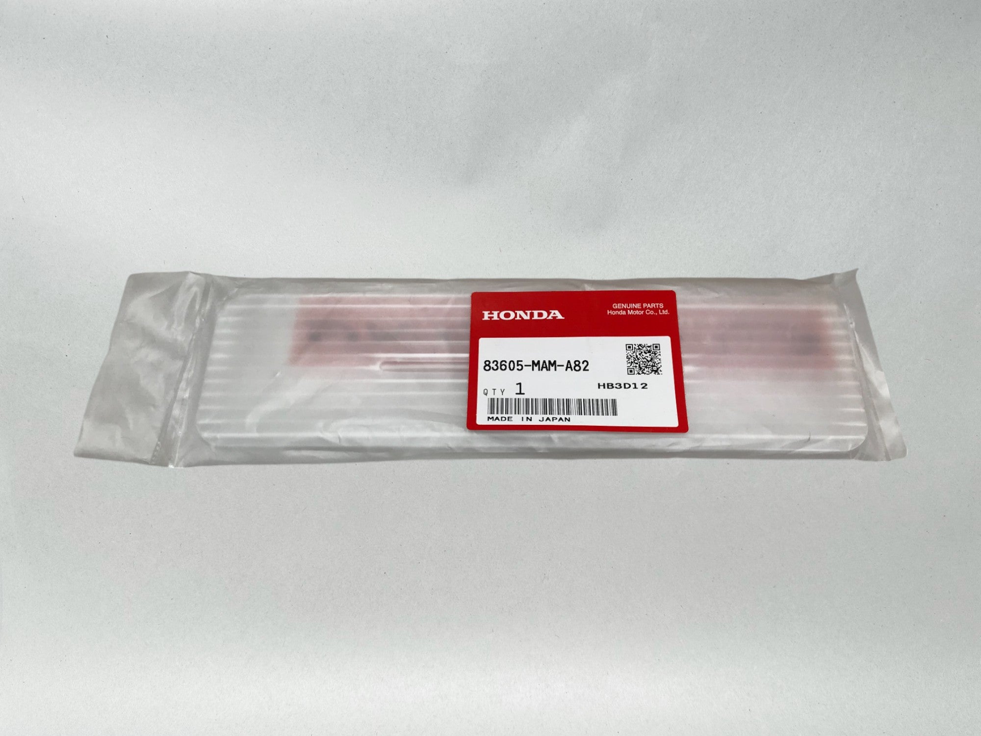 Genuine OEM Honda Right Side Cover Emblem 98 99 00 GL1500 Goldwing 83605-MAM-A82