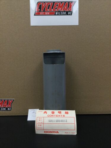 Honda NOS NEW 51611-230-010Z Front Fork Cover (3)