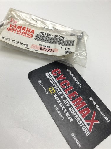 NOS YAMAHA ROUND HEAD SCREW Pack Of 2