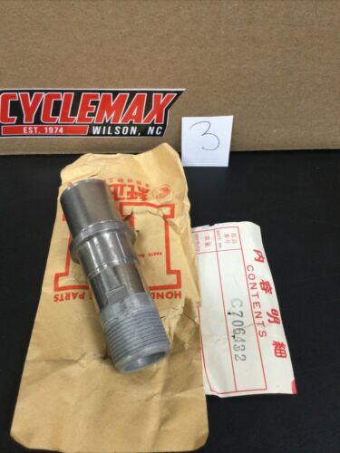 Honda Dream C71 C72 CS72 C76 C77 C78 CA72 CA77 CA78 Sleeve Rear Axle (C706432)