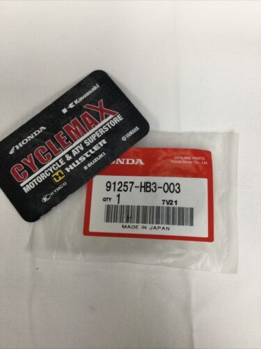 HONDA OEM PART 91257-HB3-003 TRX250r trx250x  seal