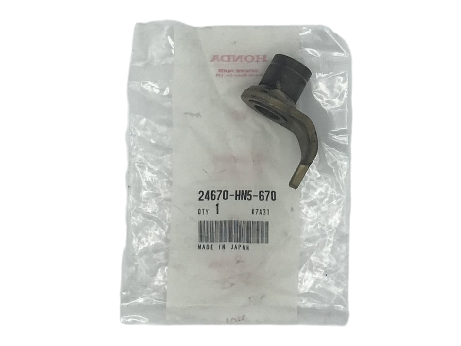 Honda OEM (00-06) Rancher 350 Sub Gearshift Spindle Arm 24670-HN5-670