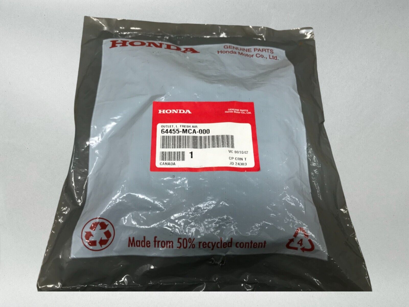 Honda OEM Lower Right Air Outlet Vent 01-10 Goldwing 1800 O151 64455-MCA-000