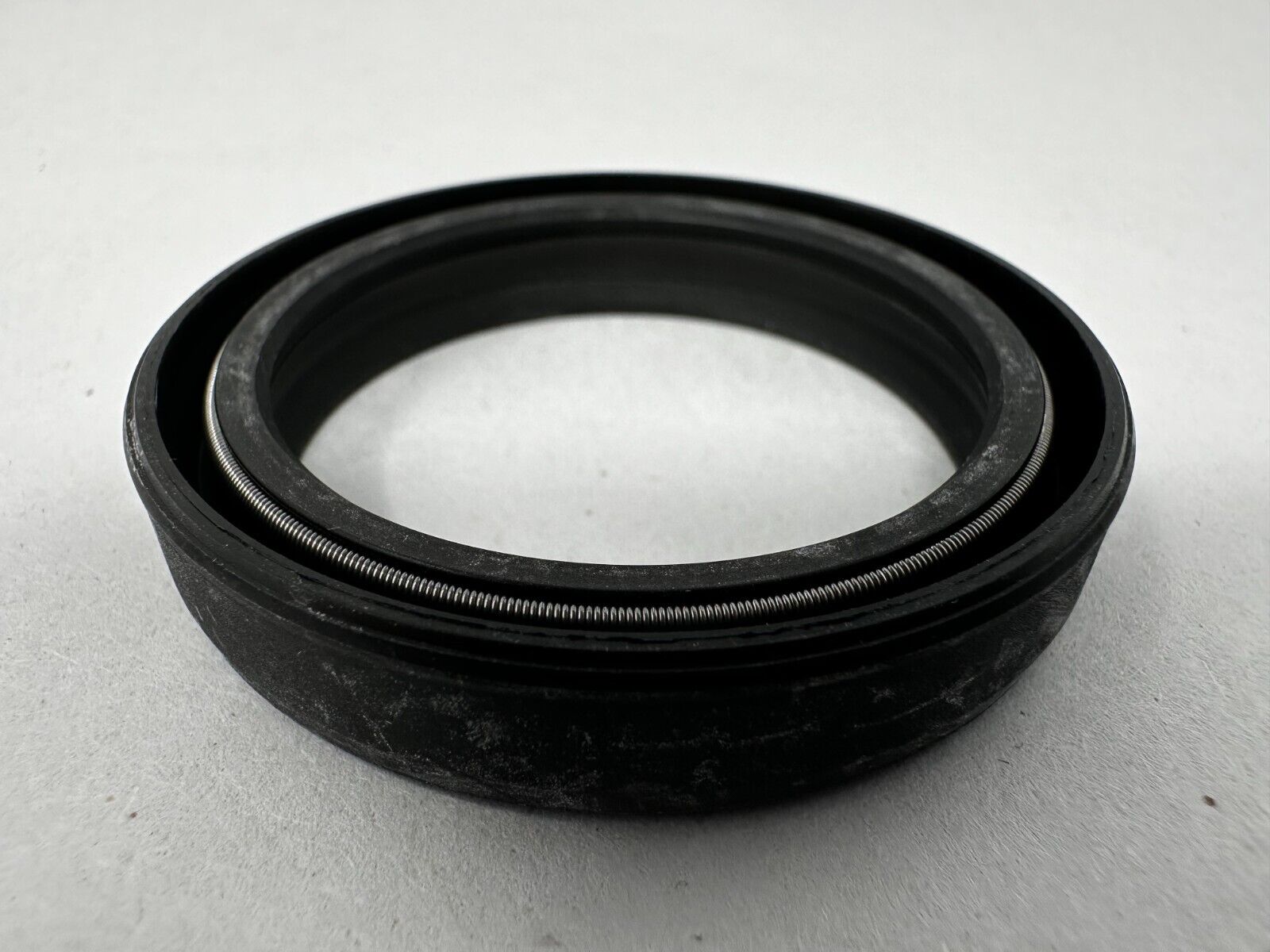 Kawasaki Genuine OEM Oil Seal 92049-1522