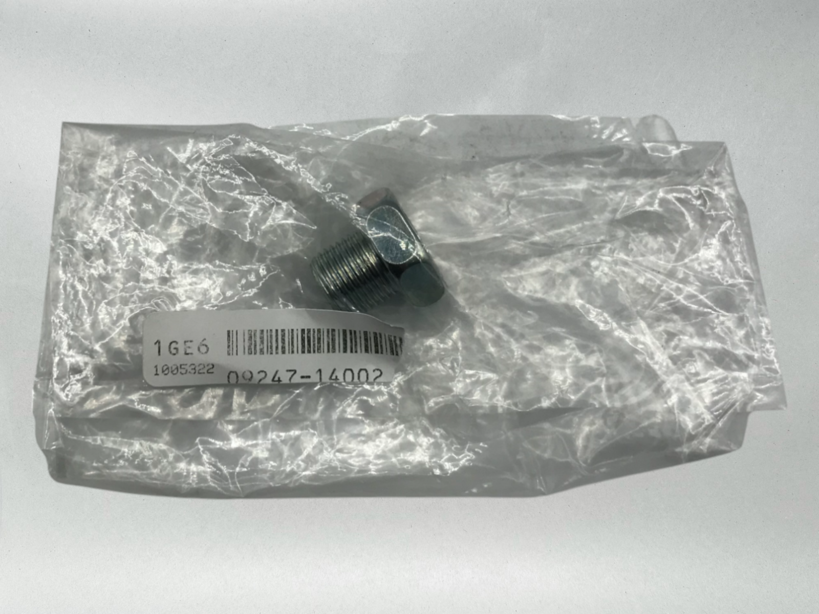 Suzuki Genuine OEM Authentic PLUG 09247-14002