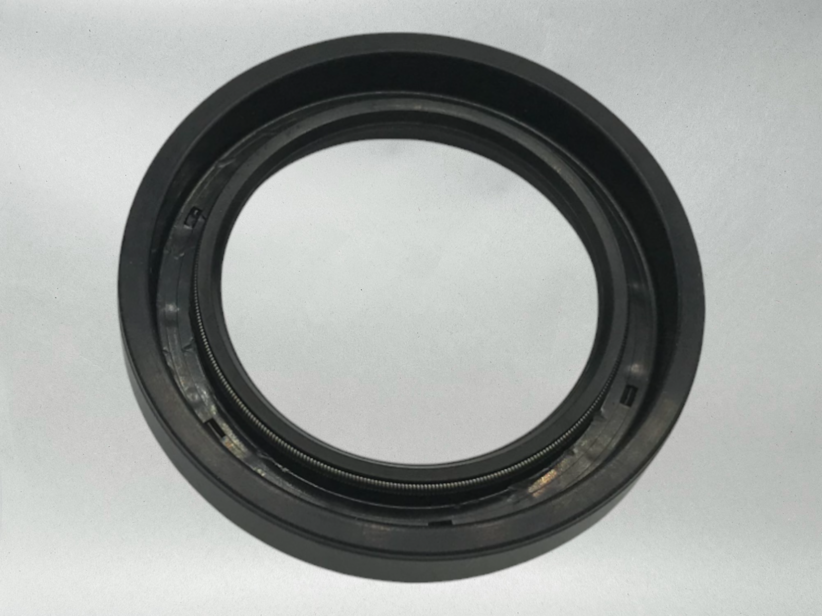Yamaha Marine Genuine OEM Authentic Yamaha GENUINE OEM 93101-35018-00 OIL SEAL