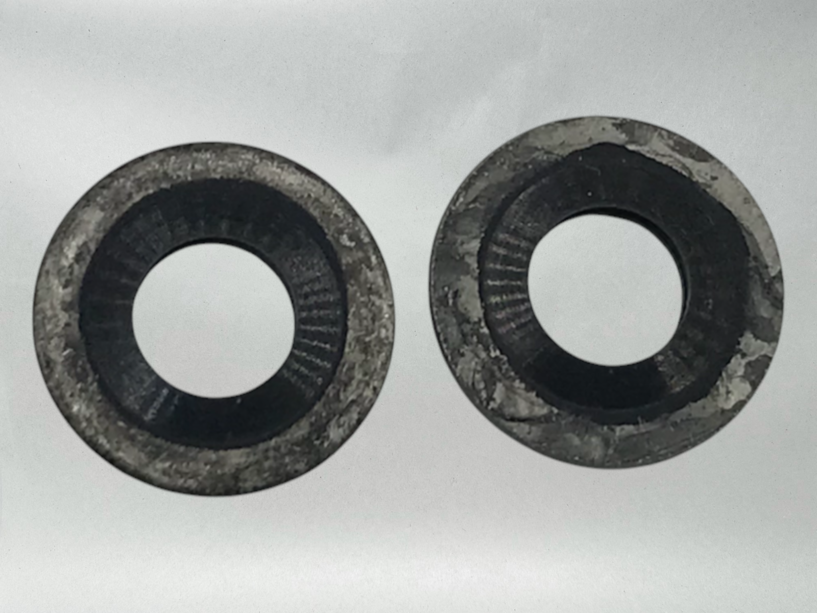 Suzuki Genuine OEM Authentic Petcock Bolt Gasket Seal fuel tap 09168-06023