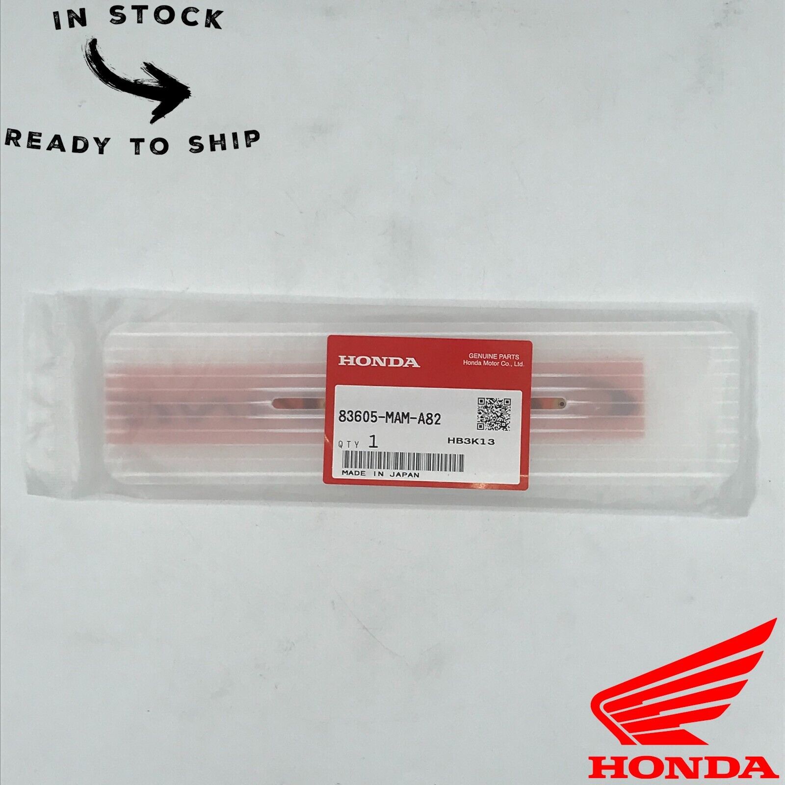 Genuine OEM Honda Right Side Cover Emblem 83605-MAM-A82