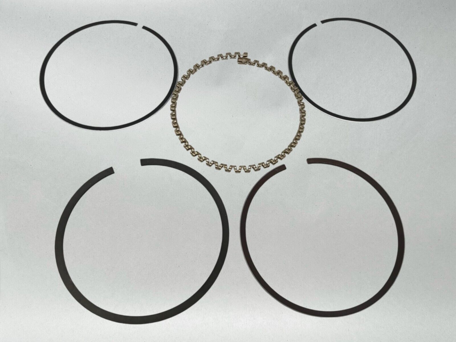 Honda OEM PISTON RING SET STD 80-85 XL80S 79-84 XR80 85-99 XR80R 13011-176-005