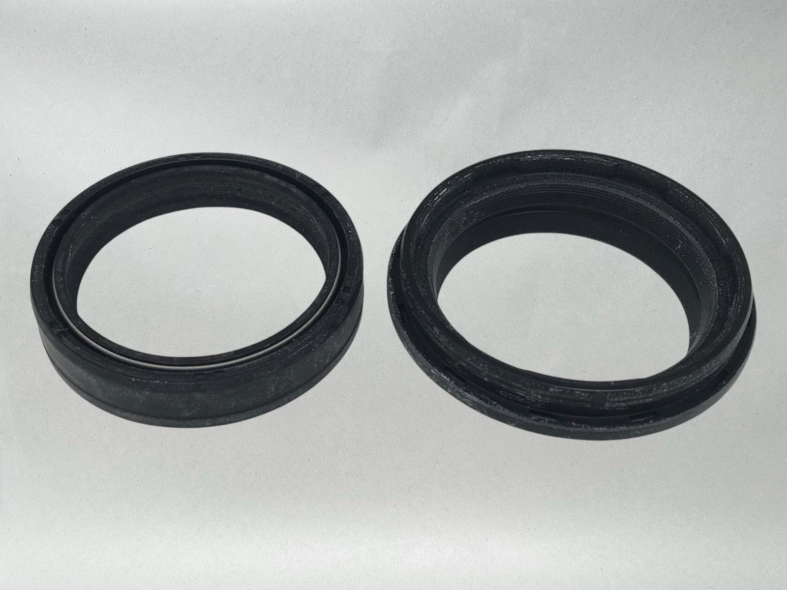 2 Honda Genuine OEM Authentic Fork Seal Set CBR900 CBR600 VFR800 51490-MCF-000