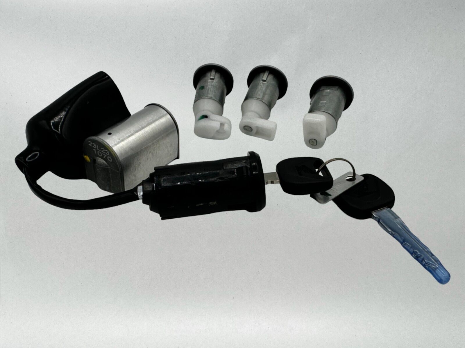 Honda Genuine OEM Authentic Lock Set 35010-K74-A00