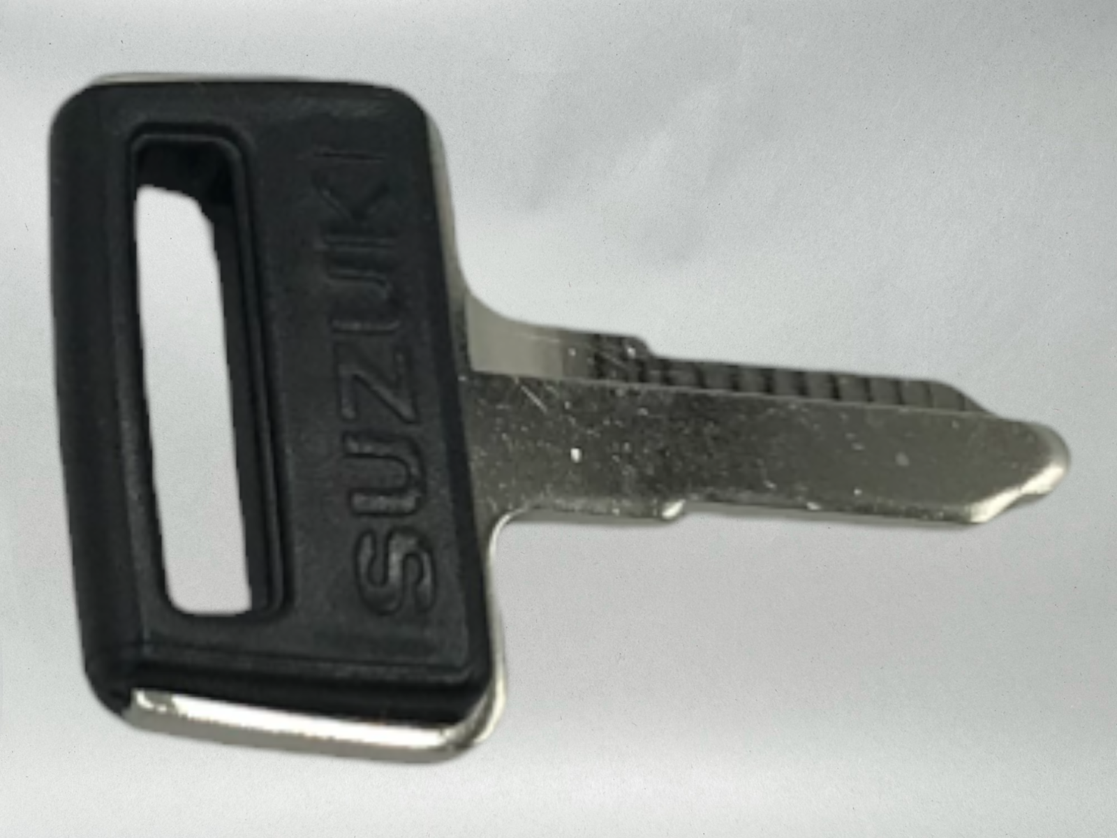 Suzuki OEM Blank Key NOS gt550 gt380 gt250 t500 gsx katana gs 37146-49300 1