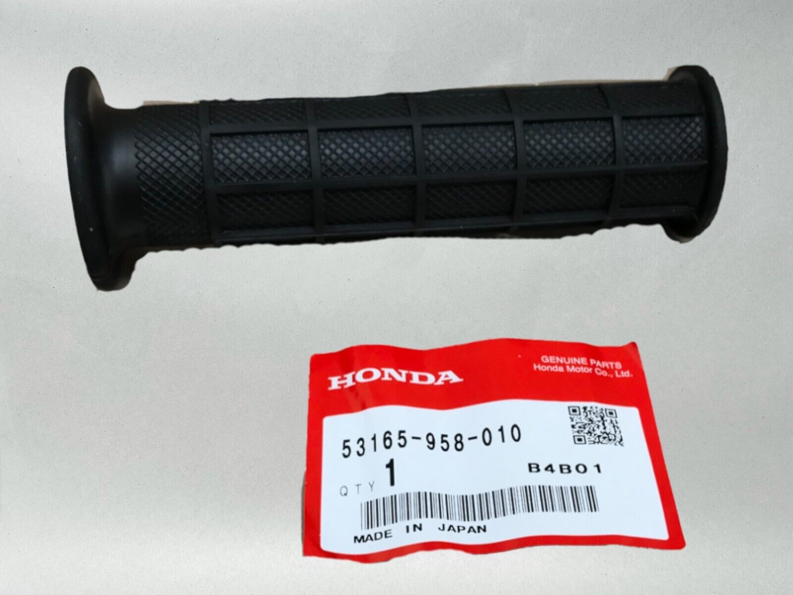 Honda OEM 7/8 Handlebar Bar Grips 82-87 ATC200 ATC250 Big Red 53165-958-010