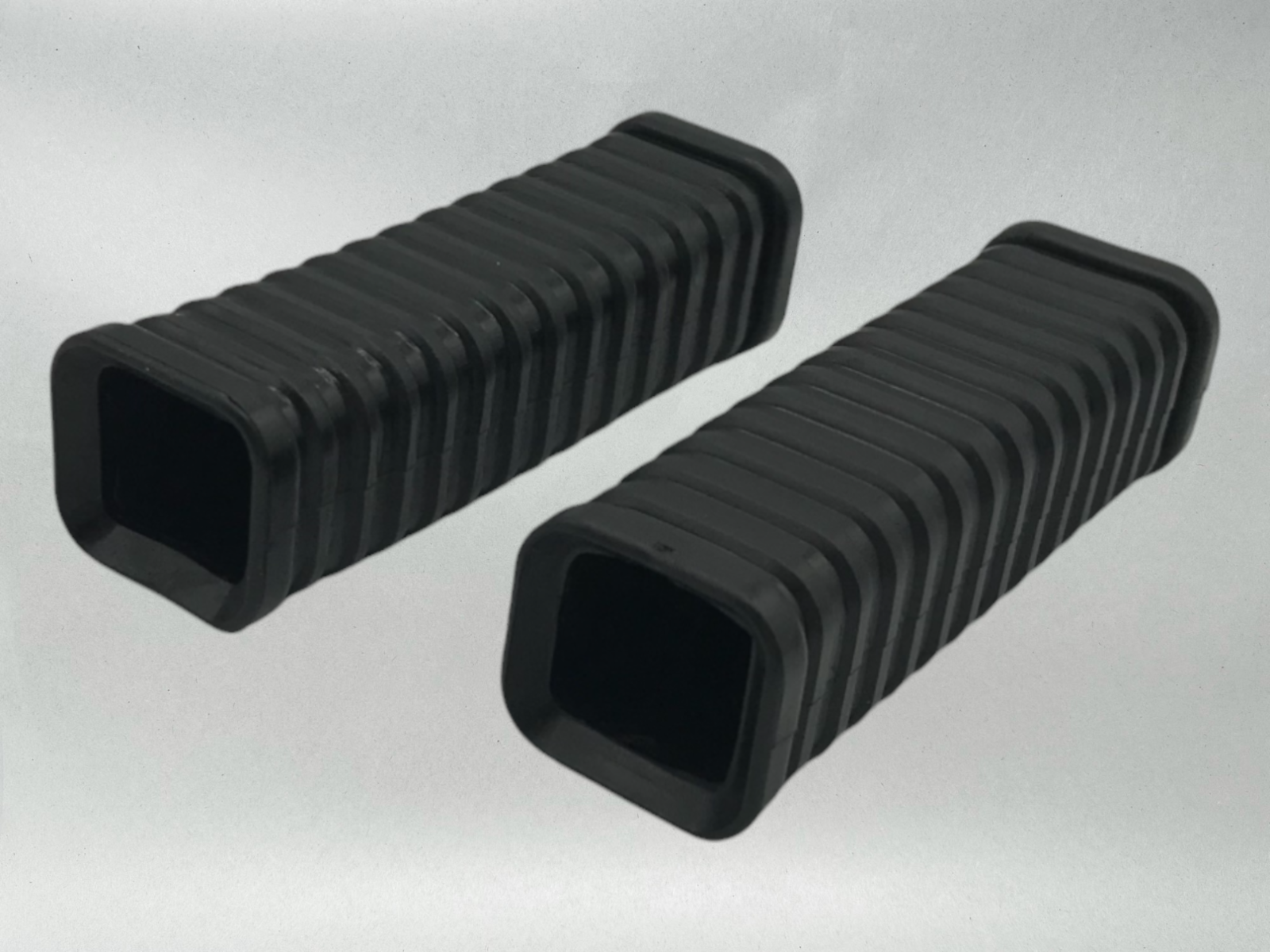 Honda Genuine OEM 2 -PILLION STEP RUBBER REAR FOOT PEG Z50 CT90 S90 95011-31000 