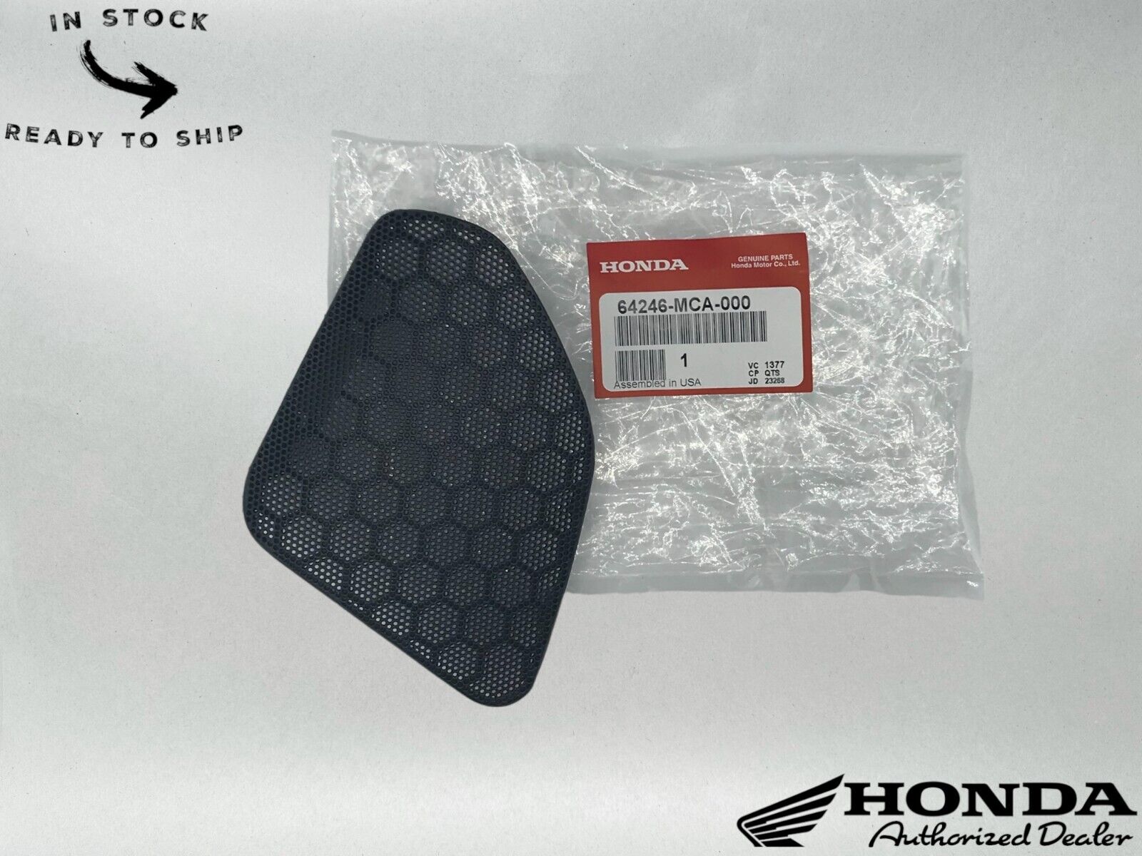 Honda Genuine OEM Left Front Speaker Cover 64246-MCA-000