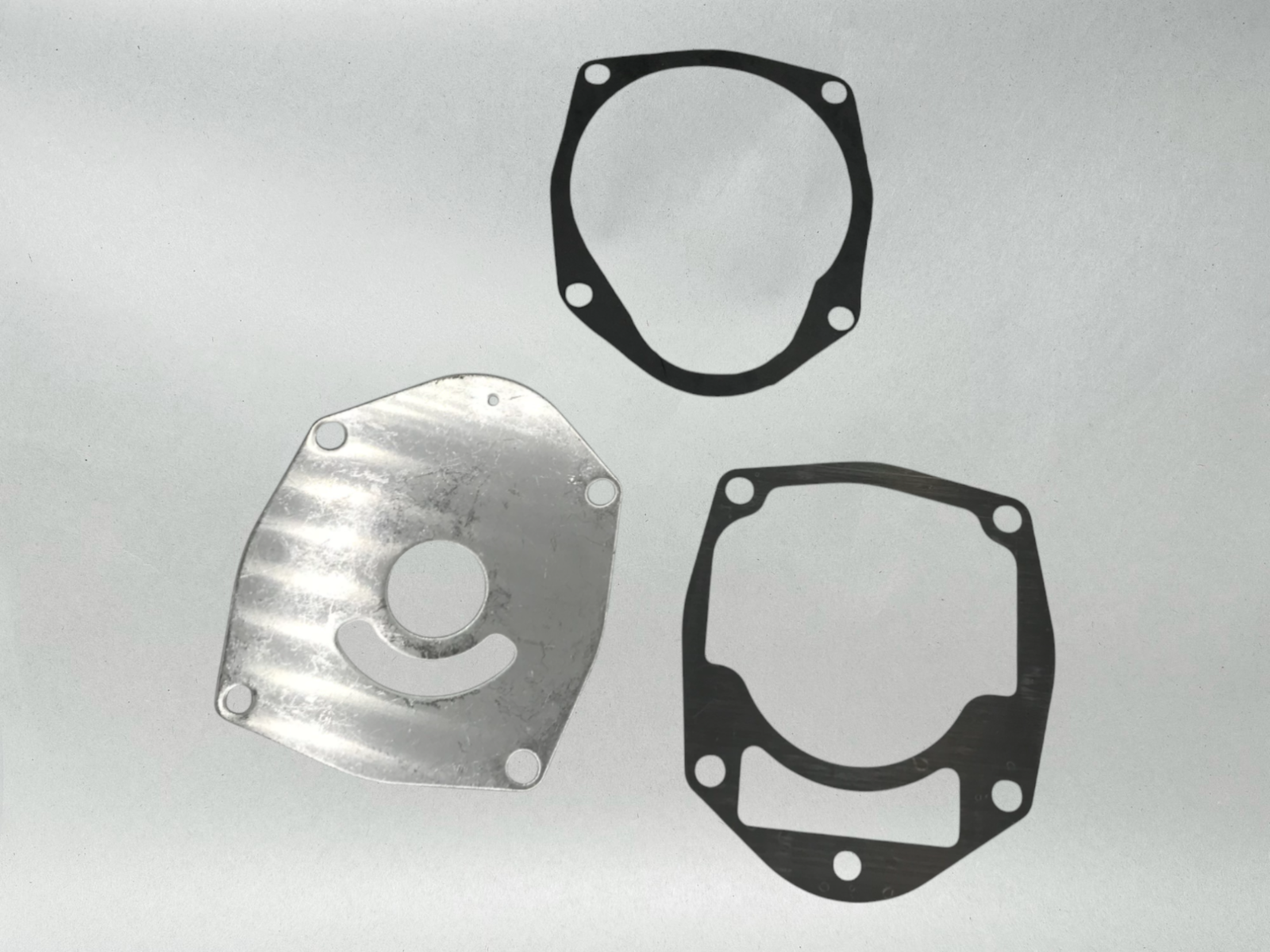Quicksilver Genuine Marine Water Pump Impeller Kit, 47-8M0094530, 47-8M0100526