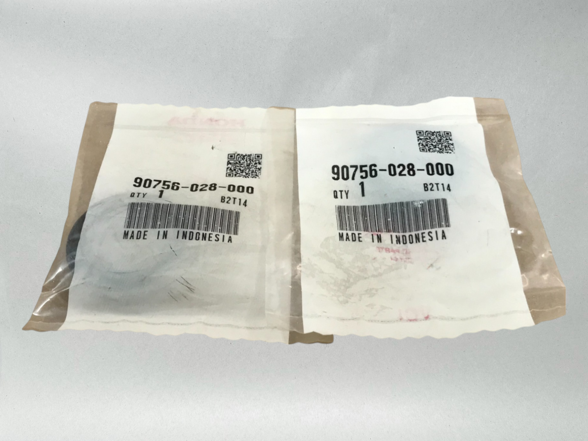 2 Genuine OEM Honda Fork Seals 90756-028-000