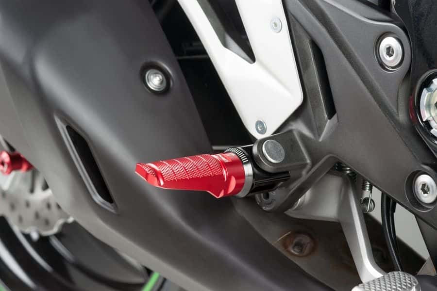 Footpegs Racing Red